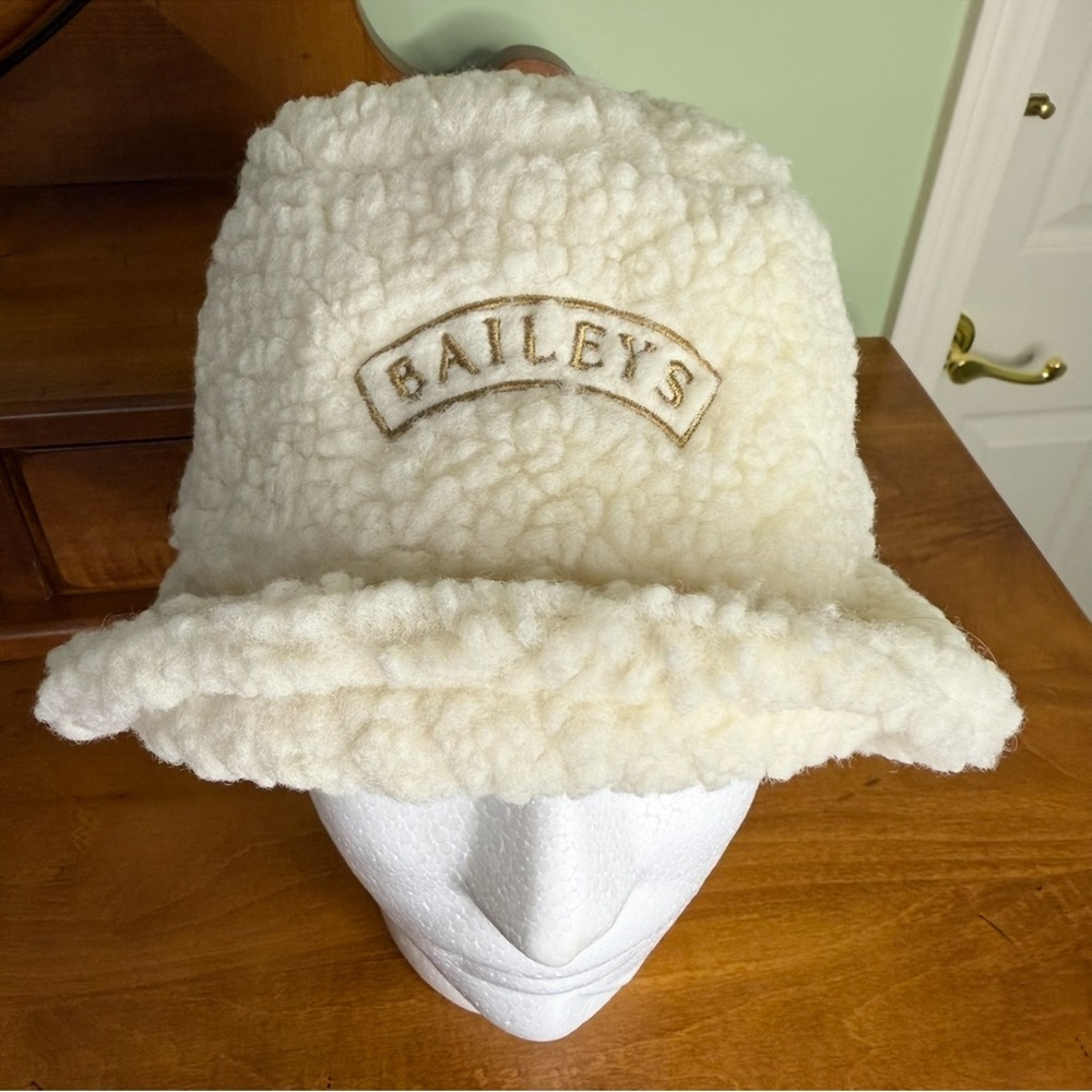 Baileys vintage shearling Sherpa bucket hat cream lining logo - Picture 3 of 11